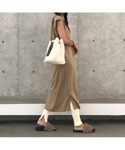 copine（コピン）の「5月4日再入荷！裾スリットリブレギンス(3color)【クリックポスト対象商品】（レギンス/スパッツ・レディース・その他）」の3枚目の写真