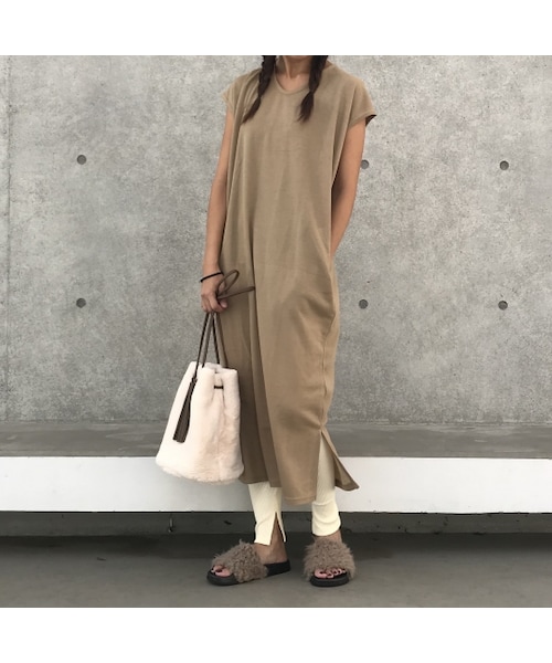 copine（コピン）の「5月4日再入荷！裾スリットリブレギンス(3color)【クリックポスト対象商品】（レギンス/スパッツ・レディース・その他）」の2枚目の写真