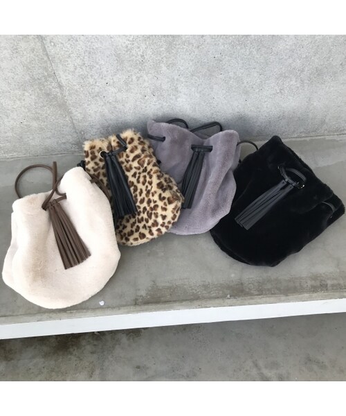 copine（コピン）の「再々入荷！巾着ファー2WAYバッグ(4color)【クリックポスト対象商品】（ショルダーバッグ・レディース・その他）」の15枚目の写真