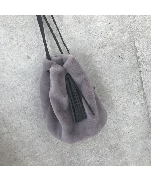 copine（コピン）の「再々入荷！巾着ファー2WAYバッグ(4color)【クリックポスト対象商品】（ショルダーバッグ・レディース・その他）」の3枚目の写真