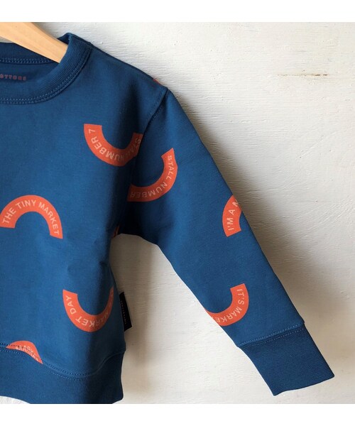 cache cache（カシュ カシュ）の「tinycottons  market badges fleece sweatshirt（スウェット・キッズ・その他）」の3枚目の写真