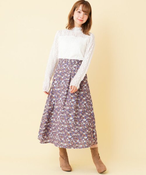 RAY CASSIN(レイカズン)の「【mina掲載】立体レースプチハイプルオーバー(トップス・レディース・黒/ピンク/ブラウン/生成/オフ白・FREE)」の6枚目の写真