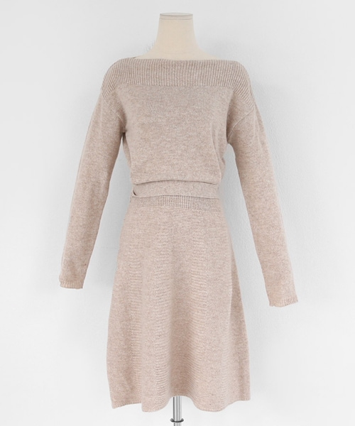 DHOLIC（ディーホリック）の「ストラップSETフレアニットワンピース（ワンピース・レディース・レッド/グレー/ベージュ・FREE）」の3枚目の写真