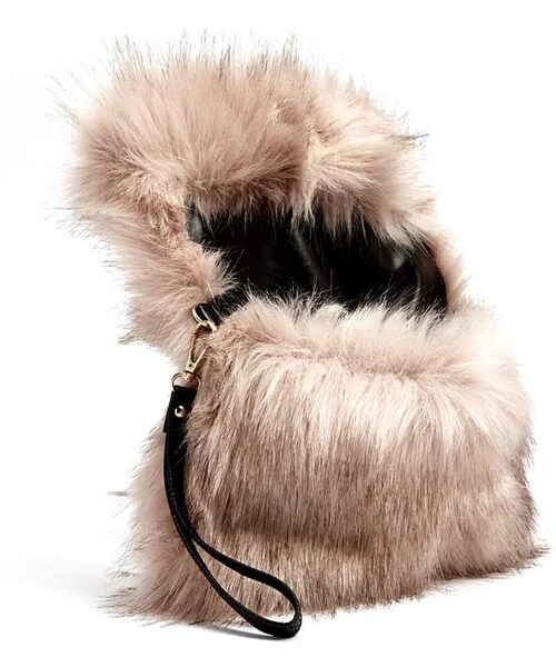 FOREVER 21(フォーエバー トゥエンティーワン)の「Forever 21 Faux Fur Clutch(クラッチバッグ・レディース・Pink・One Size)」の3枚目の写真