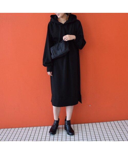 no brand（ノーブランド）の「[ RE-ARRIVAL ]   スウェットパーカーOP（ワンピース・レディース・その他）」の2枚目の写真