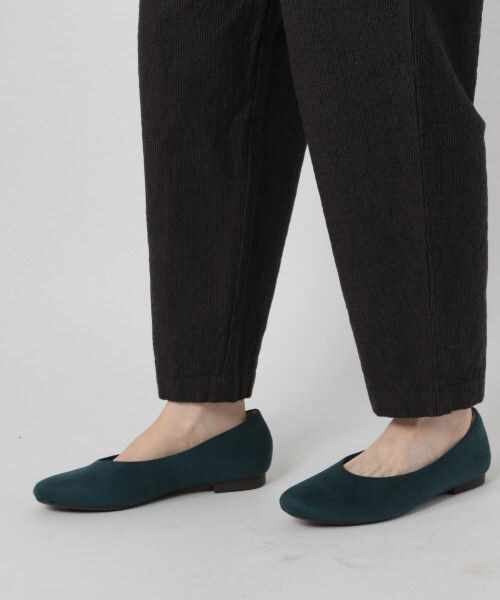 studio CLIP（スタディオクリップ）の「コットンリネンストライプバルーンパンツ（パンツ・チャコール/ベージュ/ブルー）」の10枚目の写真