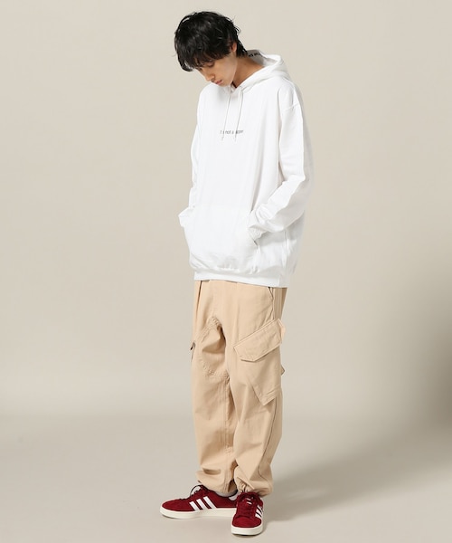417 EDIFICE(フォーワンセブンエディフィス)の「Fuck art, make tees Im not a White HOODIE(トップス・ホワイト/M/残り1点/L/XL/在庫なし)」の2枚目の写真