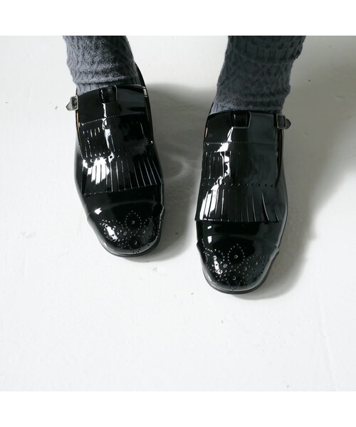 chausser｜ショセ｜キルト付き Tストラップシューズ｜C-2266｜BLACK