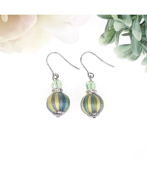 Handmade ハンドメイド の 4506 プリマヴェーラ 金属アレルギー対応 巻き玉 ピアス 両耳用 Wear