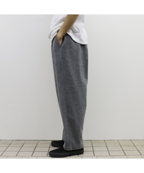 美品 FIRMUM ツイードライクコットン 二重織ヘリンボンパンツ XS グレー FIRMUM ツイードライクコットン 二重織ヘリンボン パンツ A8-FR183PFを