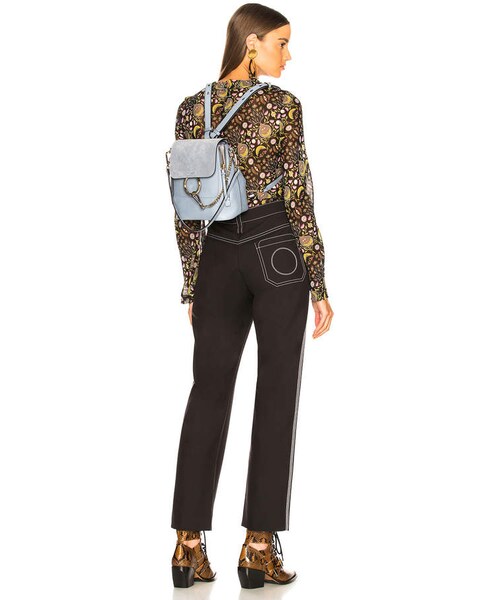 Chloe(クロエ)の「Chloe Small Faye Calfskin & Suede Backpack(バックパック/リュック・レディース・Washed Blue・One Size)」の5枚目の写真