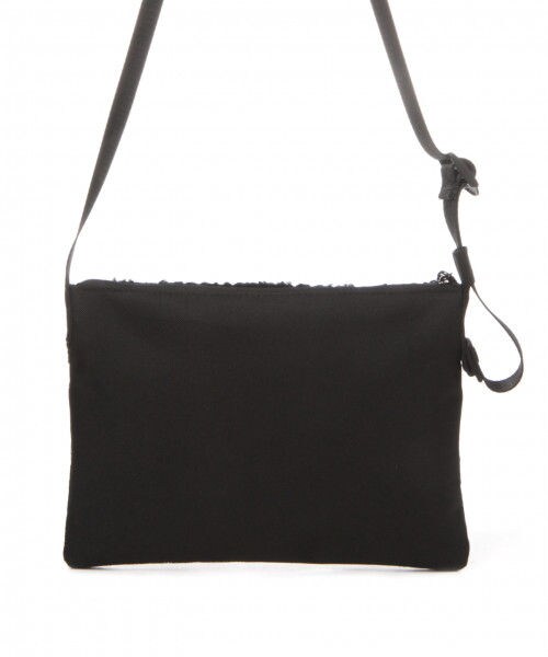 studio CLIP（スタディオクリップ）の「ボアサコッシュ（バッグ・オフホワイト/グレー/ブラック）」の5枚目の写真