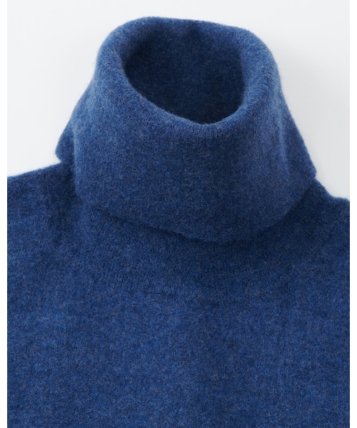 45R（フォーティファイブアール）の「フロートニットのタートルネック