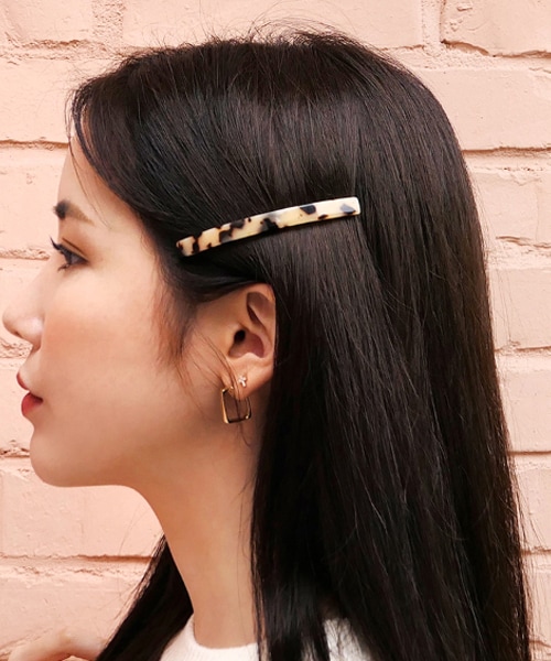 DHOLIC(ディーホリック)の「レオパードスティックバレッタ(バレッタ/ヘアクリップ・レディース・その他・FREE)」の1枚目の写真
