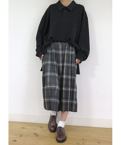 Ne-net(ネネット)の「ネ・ネット / タータンプリーツ / パンツ(パンツ・レディース・red 02○/gray 02○・サイズ,ウエスト(ゴム),ヒップ,股上,股下,腿幅,裾幅,02,70,126,49,37,58,67,)」の12枚目の写真