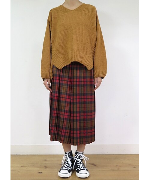 Ne-net(ネネット)の「ネ・ネット / タータンプリーツ / パンツ(パンツ・レディース・red 02○/gray 02○・サイズ,ウエスト(ゴム),ヒップ,股上,股下,腿幅,裾幅,02,70,126,49,37,58,67,)」の6枚目の写真