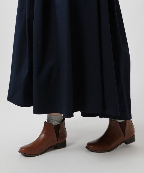 studio CLIP（スタディオクリップ）の「［WEB先行発売］NEXTWEEKENDコラボスカート（スカート・フラワープリント/ベージュ/オレンジ/ネイビー）」の15枚目の写真