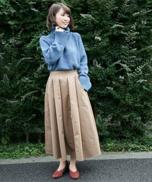 studio CLIP（スタディオクリップ）の「［WEB先行発売］NEXTWEEKENDコラボスカート（スカート・フラワープリント/ベージュ/オレンジ/ネイビー）」の6枚目の写真