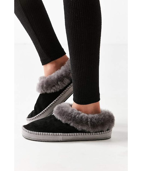 UGG(アグ)の「UGG Wrin Slipper(レッグウェア・レディース・Black/Brown・6/7/8/9/10)」の8枚目の写真