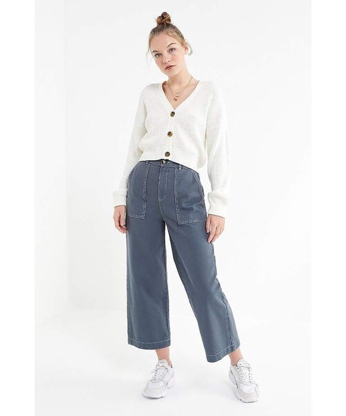 URBAN OUTFITTERS(アーバンアウトフィッターズ)の「Urban Outfitters UO Kai Cropped Cardigan(カーディガン/ボレロ・レディース・Black/Yellow/Gray/Purple/Brown/Red/Blue/White・XS/S/M/L/XL)」の11枚目の写真