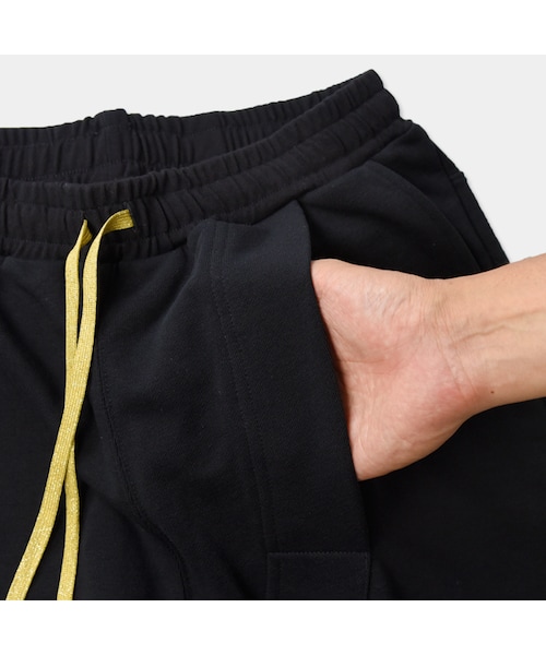 BAARO（ベーロ）の「BAARO 2piece Sweat setup　スウェットセットアップ ブラック（セットアップ・レディース・ブラック・S/M/L/XL）」の17枚目の写真