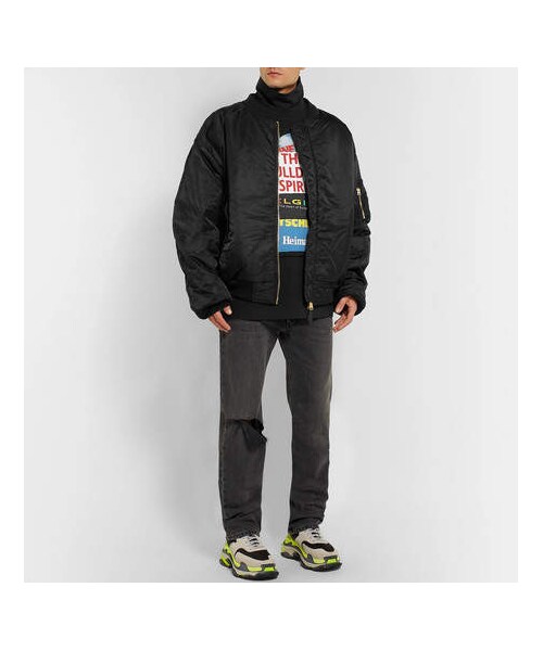 VETEMENTS(ヴェトモン)の「Vetements Oversized Appliquéd Cotton-Jersey Rollneck Sweatshirt(スウェット・メンズ・Black・M/L/S/XS)」の3枚目の写真