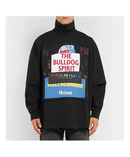 VETEMENTS(ヴェトモン)の「Vetements Oversized Appliquéd Cotton-Jersey Rollneck Sweatshirt(スウェット・メンズ・Black・M/L/S/XS)」の5枚目の写真