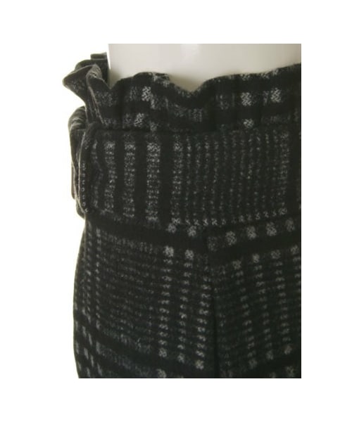 31 Sons de mode（トランテアン　ソン　ドゥ　モード）の「ベルト付チェックタイトスカート（スカート・レディース・ブラック/グリーン・３６/３８）」の7枚目の写真