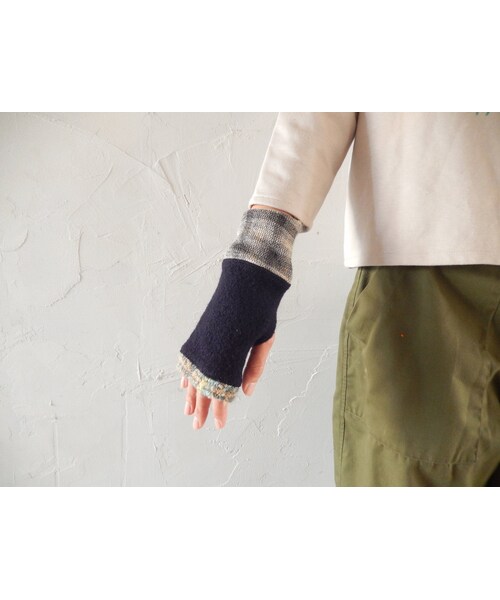 Handmade（ハンドメイド）の「trico 1947 ハンドウォーマー (Navy/Check)（手袋・その他）」の3枚目の写真