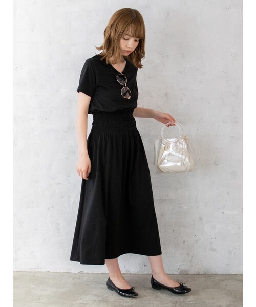 COHINA（コヒナ）の「楽ちんギャザーカットソーマキシワンピース（ワンピース・レディース・グリーン/ブルー/グレー/ブラック・XS）」の2枚目の写真