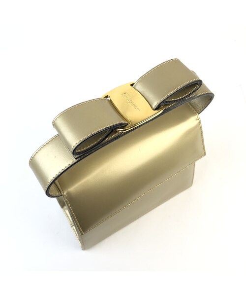 Salvatore Ferragamo ゴールドパーティーバッグ STORES.jp（ストアーズドットジェーピー）の「Salvatore Ferragamo
