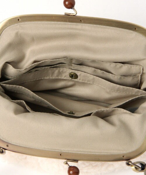 studio CLIP(スタディオクリップ)の「がま口フェイクファーショルダーバッグ(バッグ・ライトグレー/ブラック/アイボリー)」の14枚目の写真