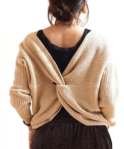 Tiffee SELECT（ティフィーセレクト）の「フロントクロスねじれ