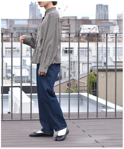 w closet（ダブルクローゼット）の「千鳥柄ぺプラムギャザーブラウス