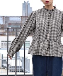 w closet（ダブルクローゼット）の「千鳥柄ぺプラムギャザーブラウス