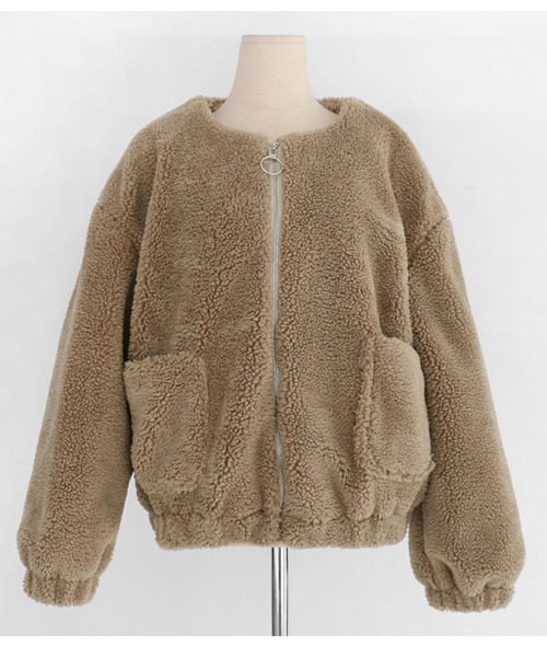 DHOLIC（ディーホリック）の「ポケットショートボアジャケット（その他アウター・レディース・ホワイト/ブルー/ブラウン/ブラック/ベージュ/ピンク・FREE）」の3枚目の写真