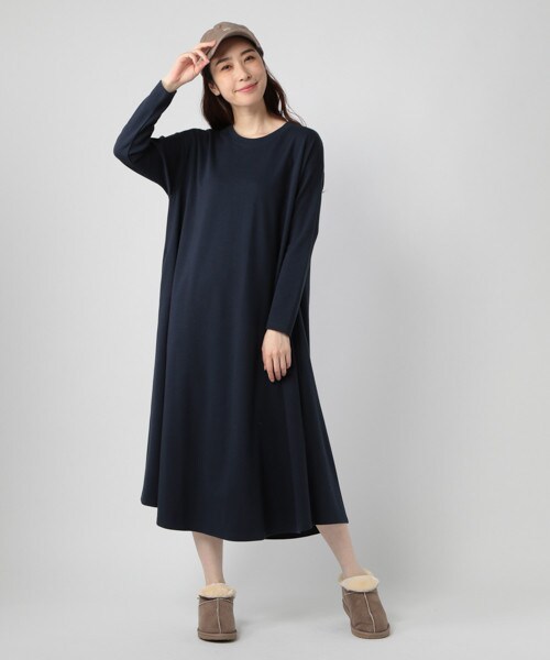 studio CLIP（スタディオクリップ）の「ポンチフレアワンピース（ワンピース/ドレス・スモーク/グリーン/ネイビー）」の3枚目の写真