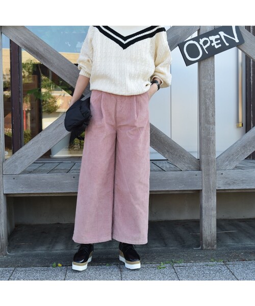 no brand(ノーブランド)の「コーデュロイワイドPT(その他パンツ・レディース・その他)」の5枚目の写真