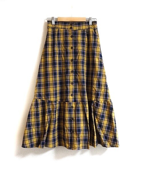 Tiffee SELECT（ティフィーセレクト）の「フロントボタン タータンチェックフリルスカート（スカート・レディース・レッド/マスタード・M）」の2枚目の写真