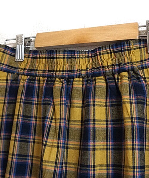 Tiffee SELECT（ティフィーセレクト）の「フロントボタン タータンチェックフリルスカート（スカート・レディース・レッド/マスタード・M）」の5枚目の写真