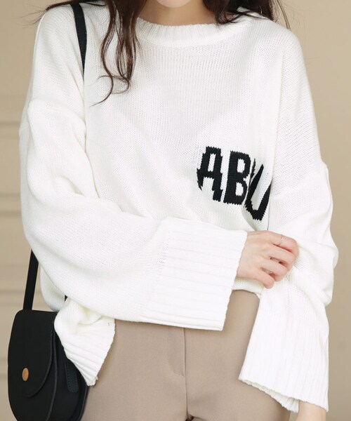 DHOLIC(ディーホリック)の「ABOUTオーバーサイズニット(ニット/セーター・レディース・ホワイト/ブラウン/その他/ブラック/レッド・FREE)」の1枚目の写真