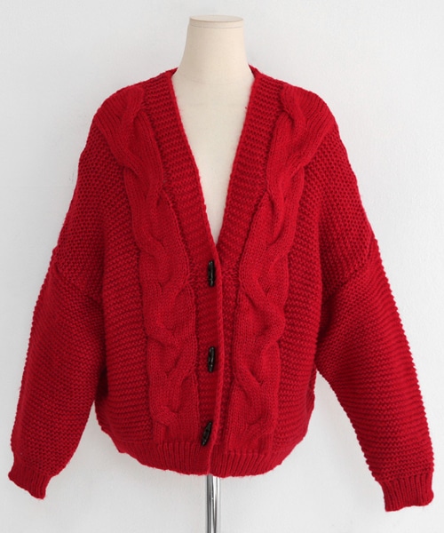 DHOLIC（ディーホリック）の「トグルボタンケーブルニットカーディガン（カーディガン/ボレロ・レディース・ベージュ/ホワイト/ブラック/レッド・FREE）」の4枚目の写真