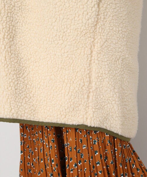 LOWRYS FARM（ローリーズファーム）の「リバーシブルボアコート（ジャケット/アウター・オフ×カーキ/ベージュ×ベージュ/カーキ×カーキ）」の13枚目の写真