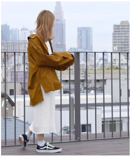 w closet(ダブルクローゼット)の「コーデュロイ後ろリボンBigシャツ(トップス・レディース・グレージュ/キャメル/パープル・FREE)」の20枚目の写真