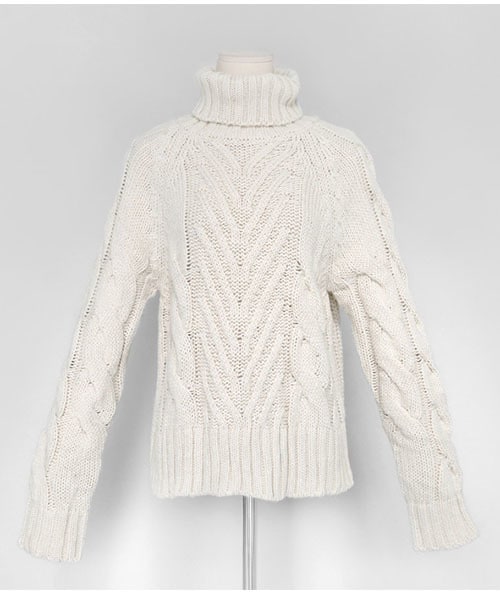 DHOLIC(ディーホリック)の「ラグランタートルネックケーブルニット(ニット/セーター・レディース・グレー/ピンク/ブラック/ホワイト/イエロー・FREE)」の2枚目の写真