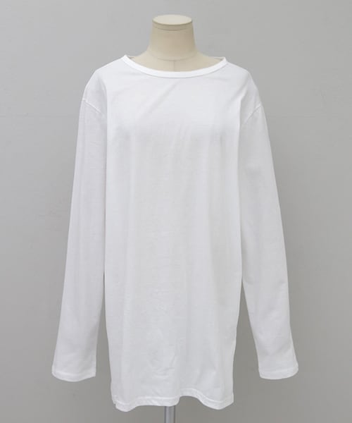 DHOLIC（ディーホリック）の「2TYPEオーバーサイズサイドスリットTシャツ（Tシャツ/カットソー・レディース・その他/ホワイト/ブラック・FREE）」の2枚目の写真