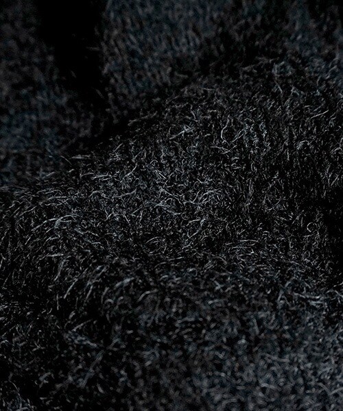 Tiffee SELECT（ティフィーセレクト）の「ボートネックバルーン袖シャギーニットセーター（ニット/セーター・レディース・ブラック/ホワイト・M）」の7枚目の写真