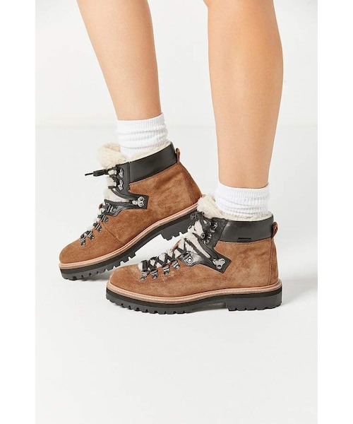 uo boxer shearling hiker boot