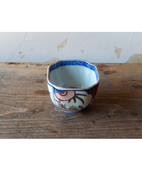 絵瀬戸 梅花 檜垣紋 猪口 絵瀬戸 梅花 檜垣紋 猪口 - メルカリ