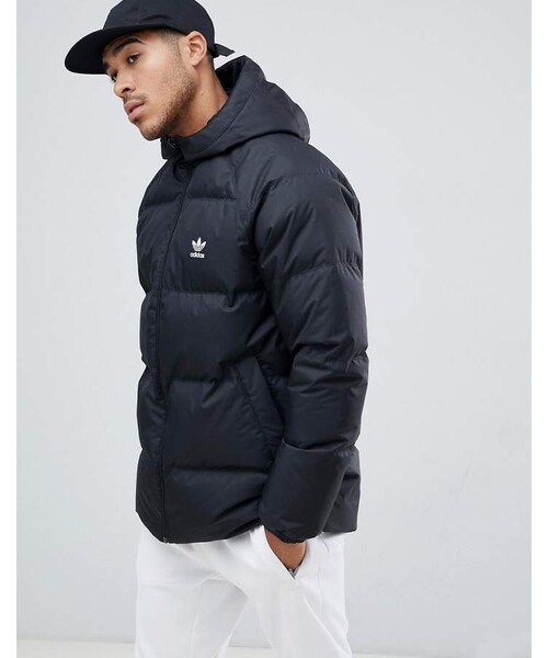adidas（アディダス）の「adidas Originals reversible hooded puffer jacket in black  DH5003（テーラードジャケット）」 - WEAR